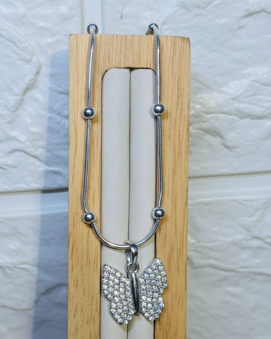 glow butterfly neckpiece