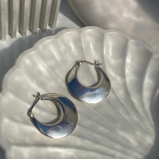 Curvy Hoops