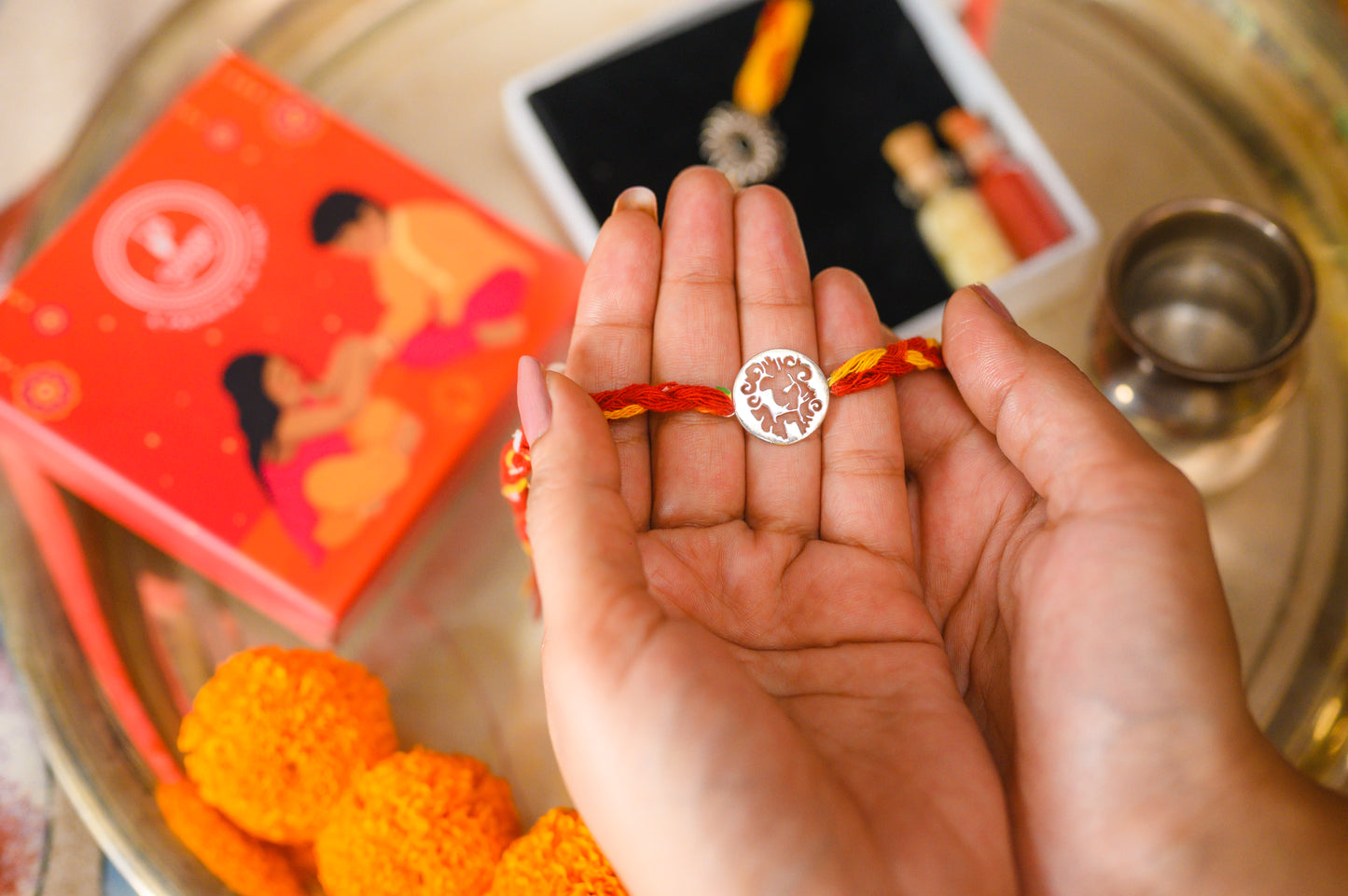 leo zodiac rakhi