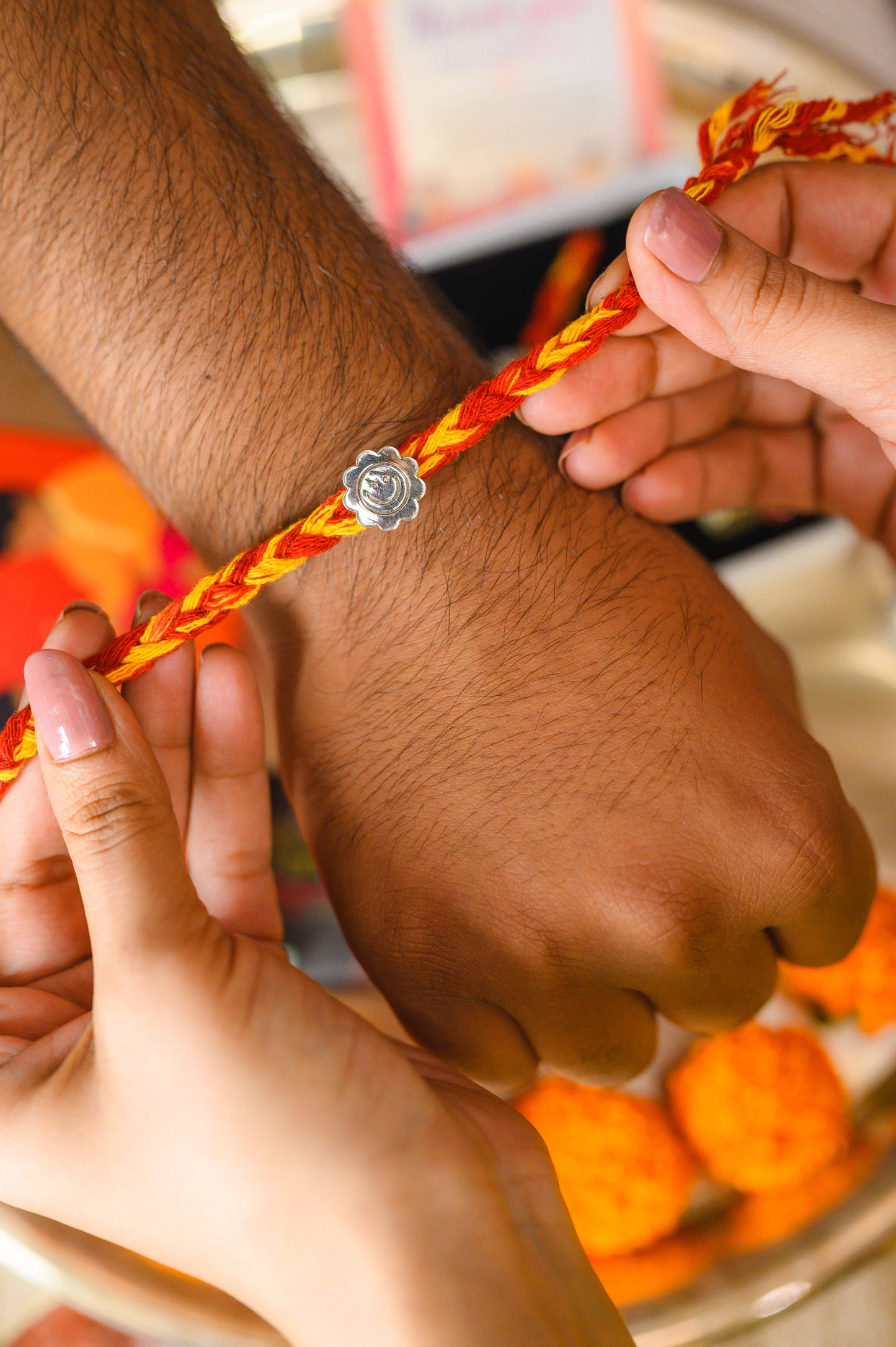 smile rakhi