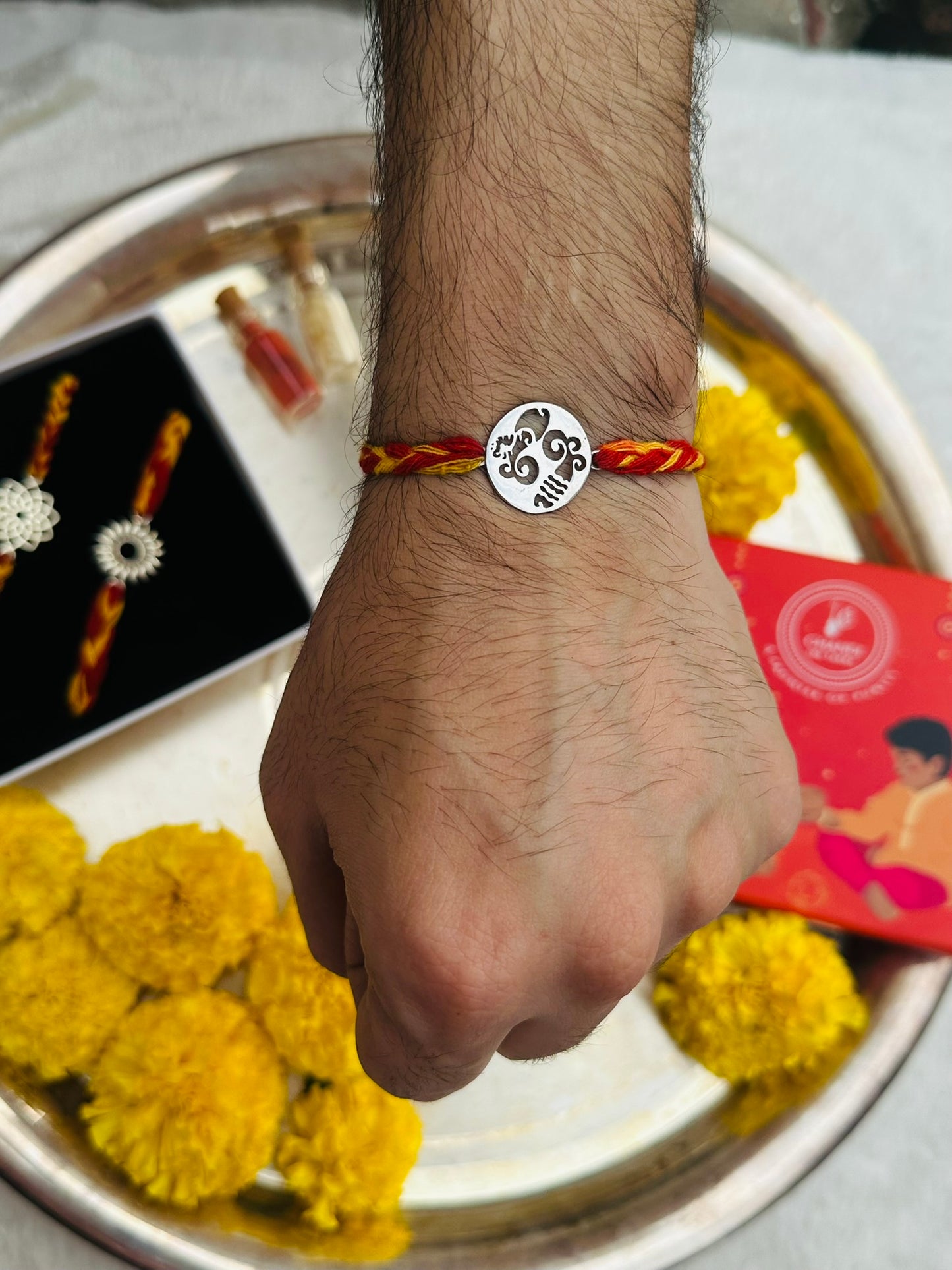 pisces zodiac rakhi