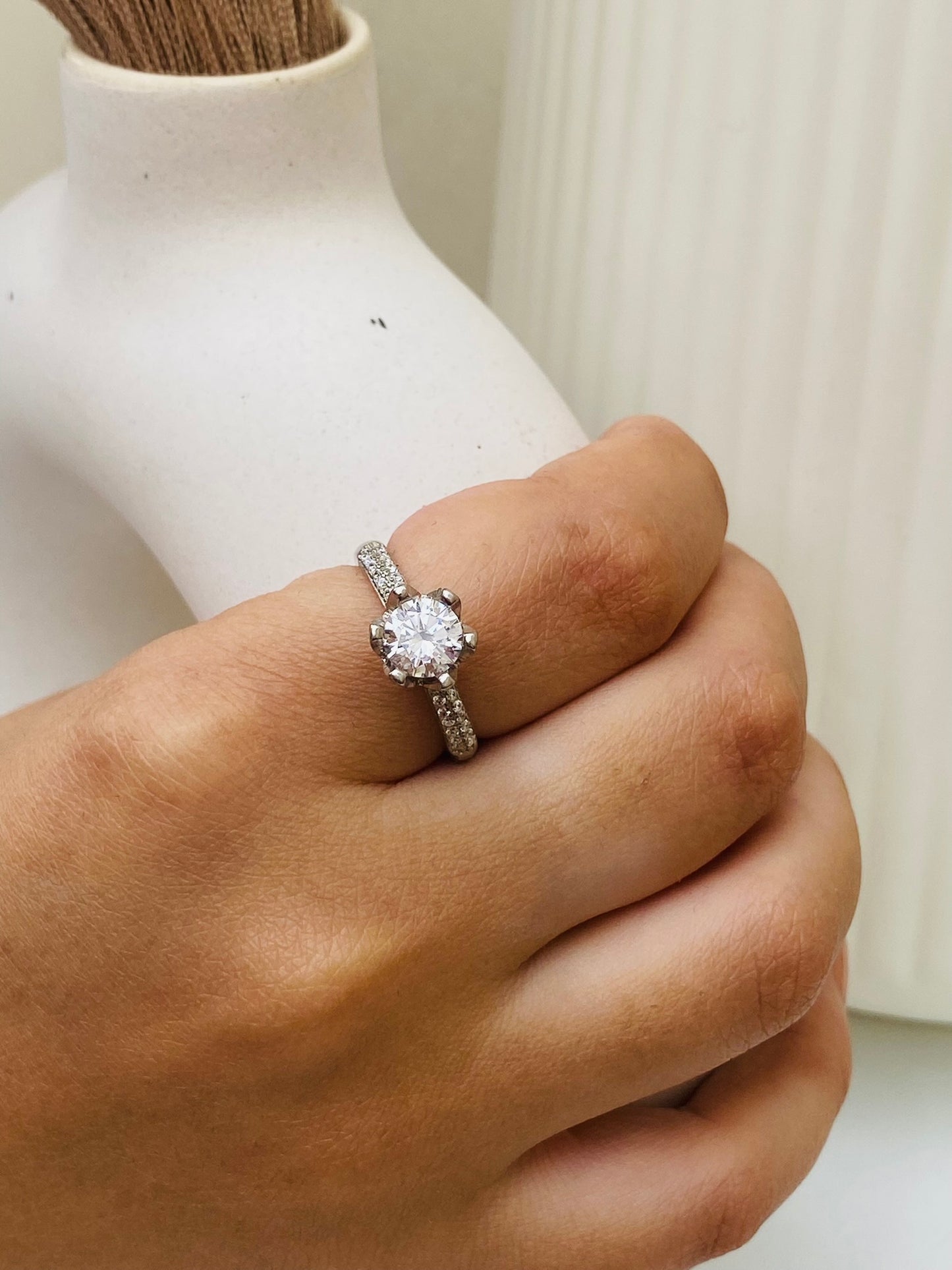 solitaire ring