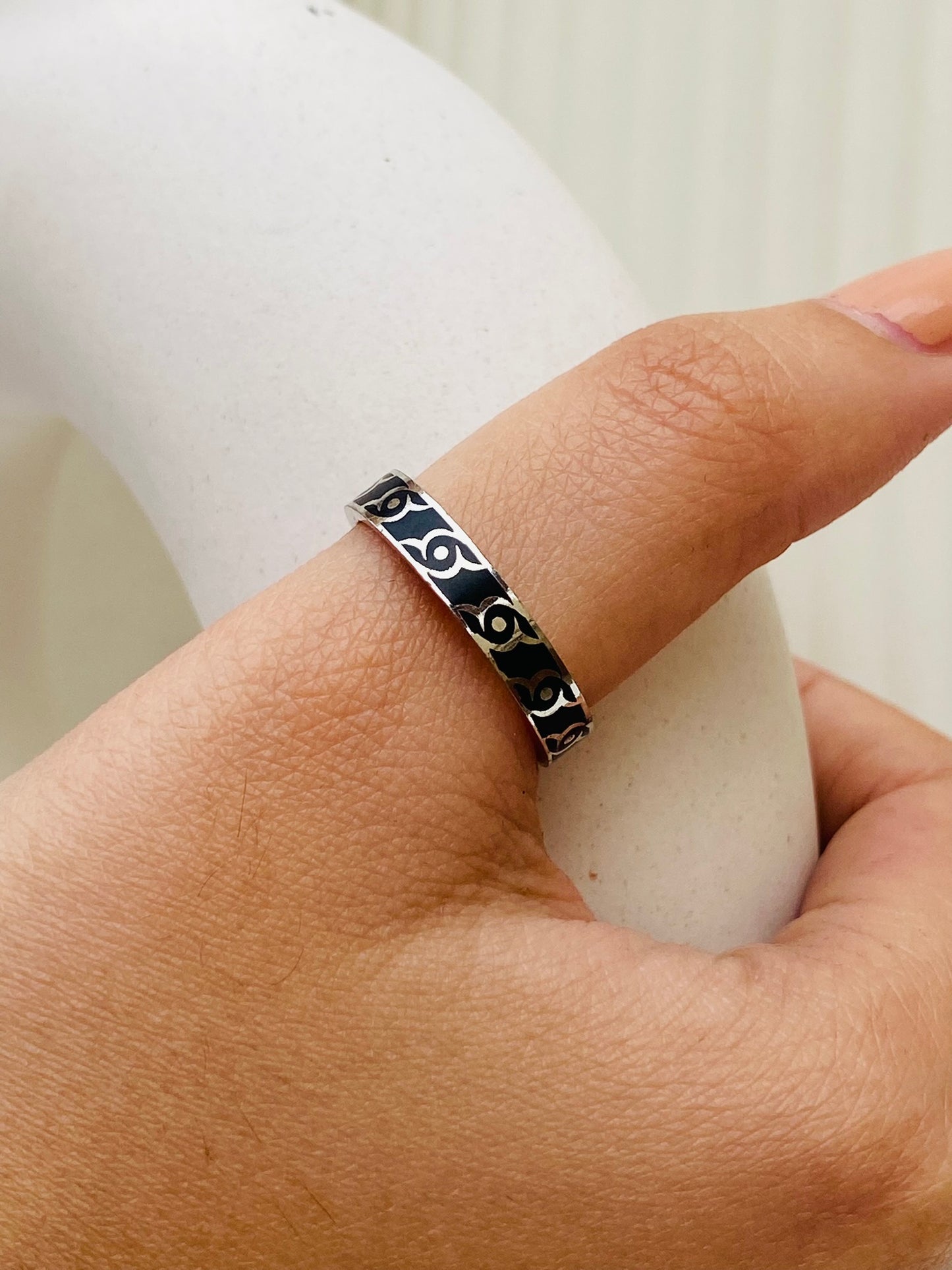 solitaire ring