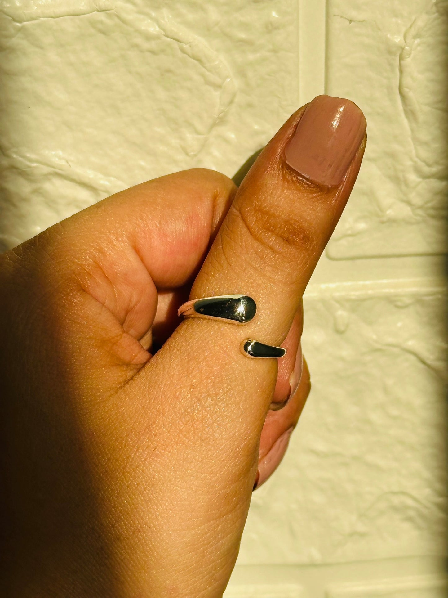 dew thumb ring