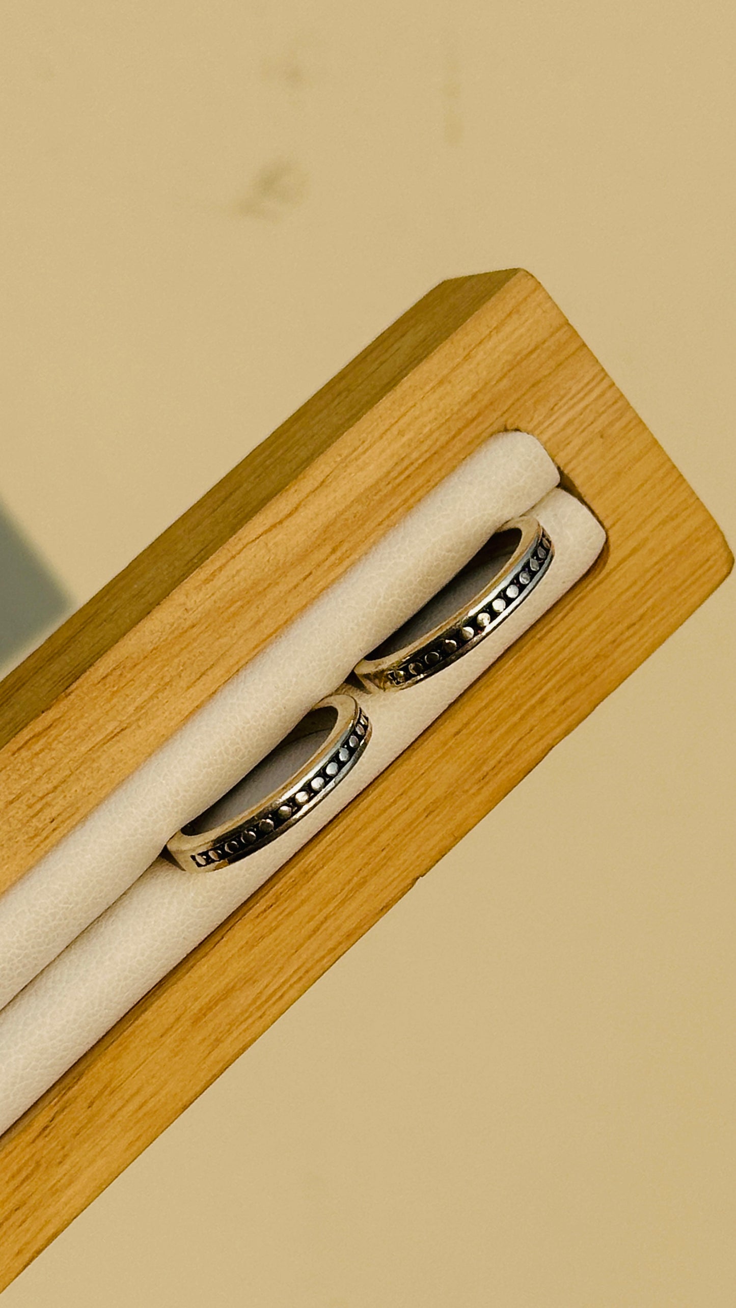 kavya toe rings