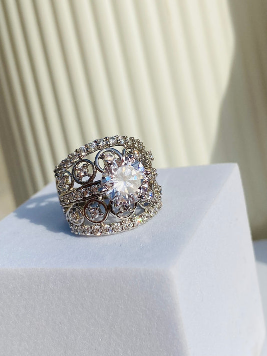 Queen Solitaire Ring