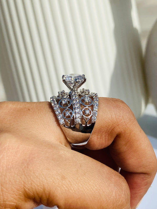 Queen Solitaire Ring