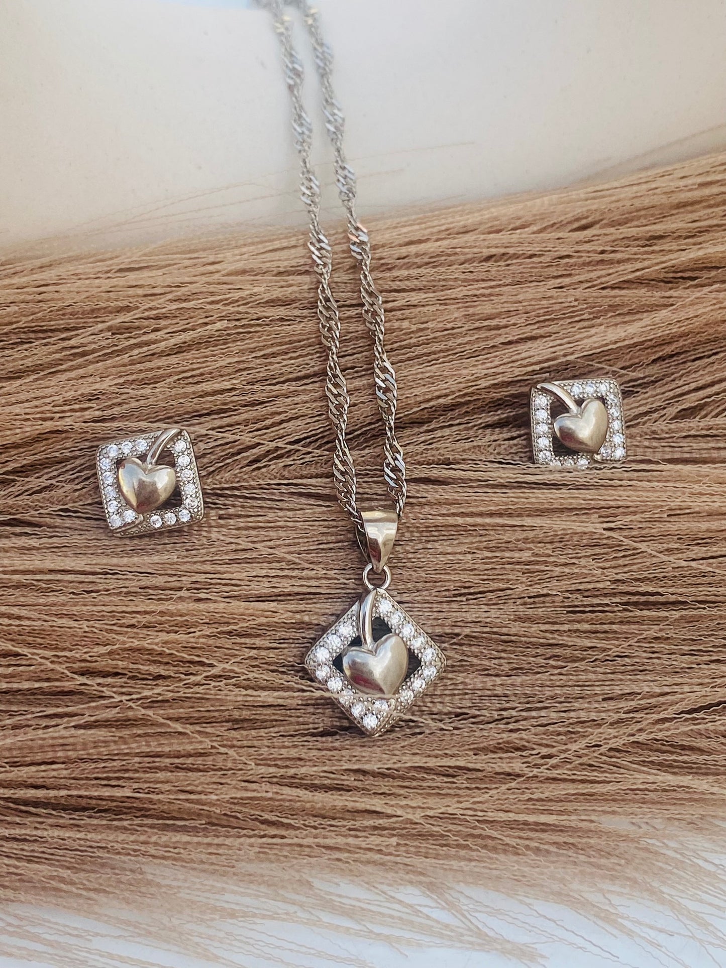framed heart pendant set