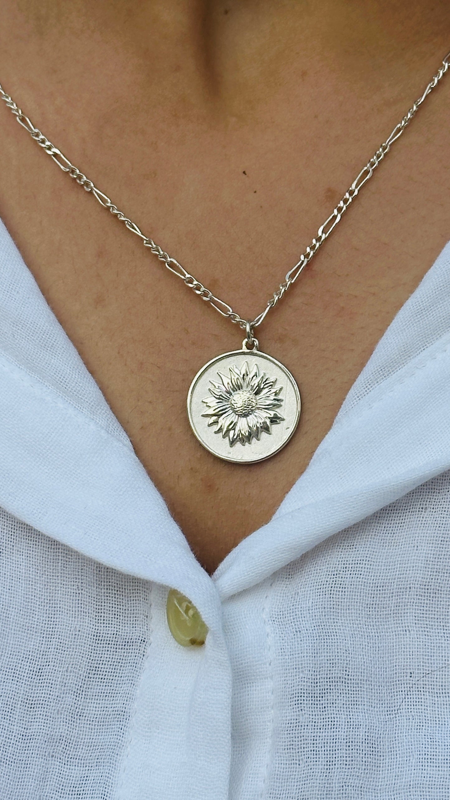 flora bloom neckpiece