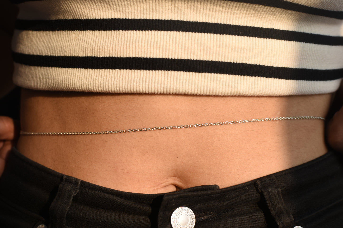 amyra belly chain