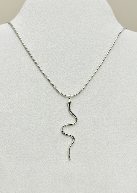 Serpent Neckpiece