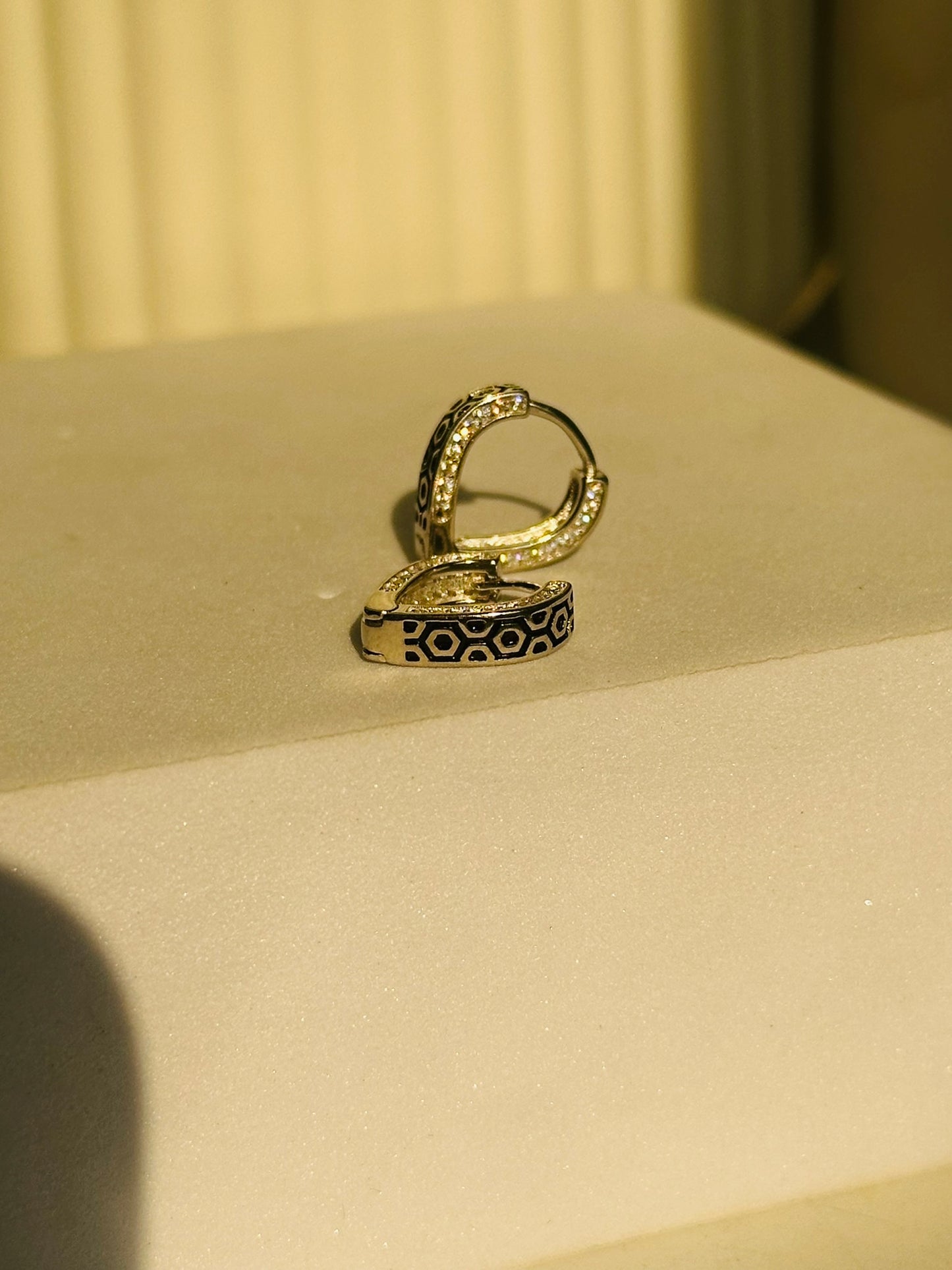 hexa pattern black enamel hoops