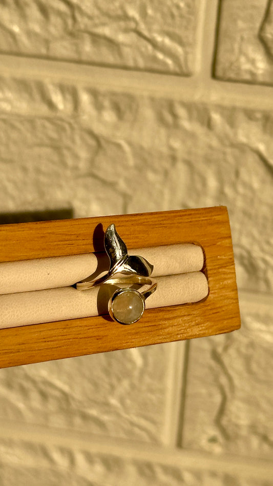 Lunar Serin Ring