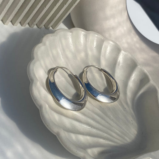Luna Hoops
