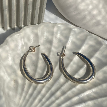 Eterna Oval Hoops