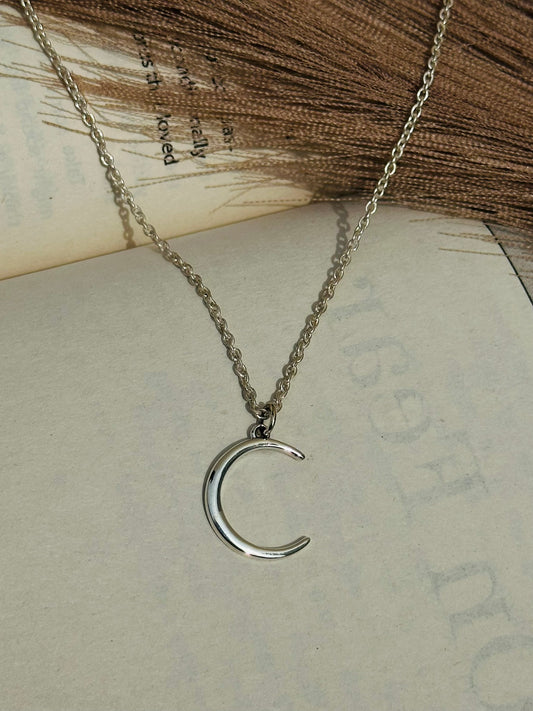 Silver Crescent Neckpiece
