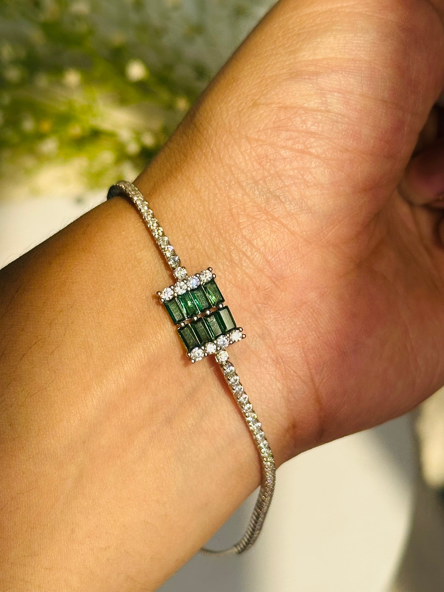 green halo bracelet