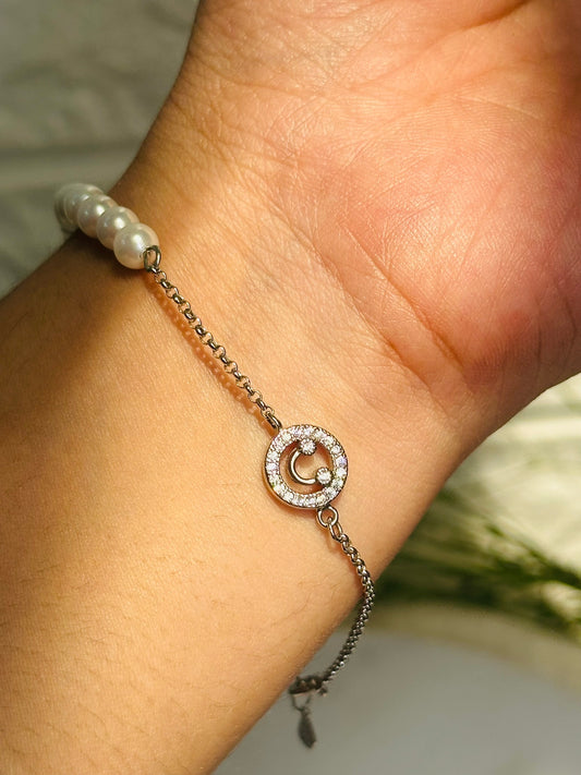 Pearl Smiley Bracelet