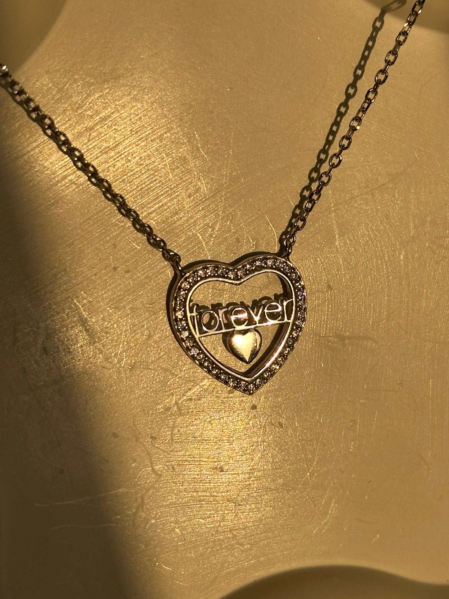 forever heart neckpiece