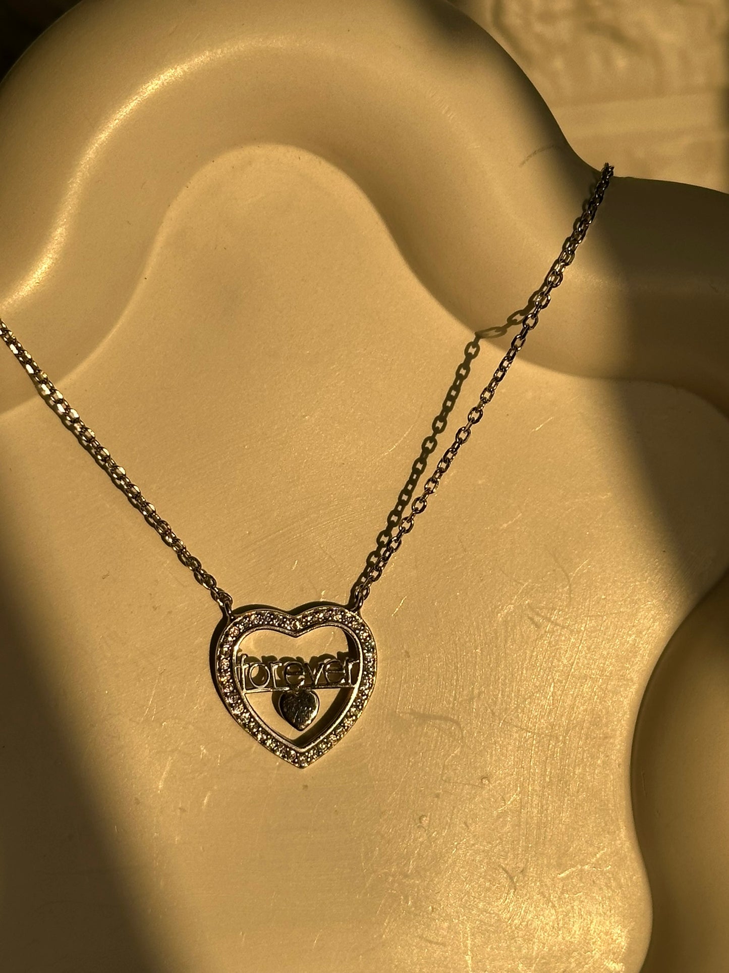 forever heart neckpiece