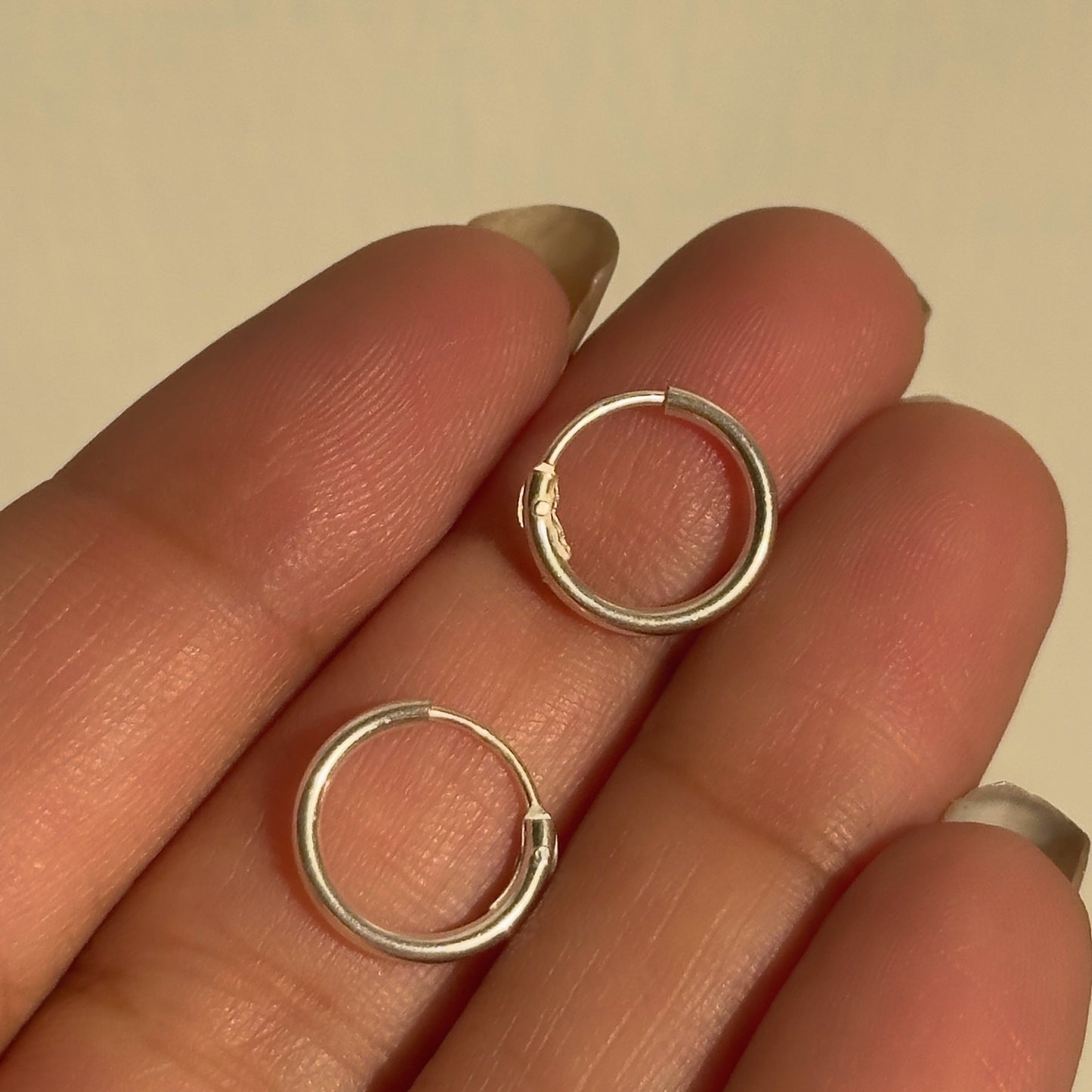 classic hoops (8mm)