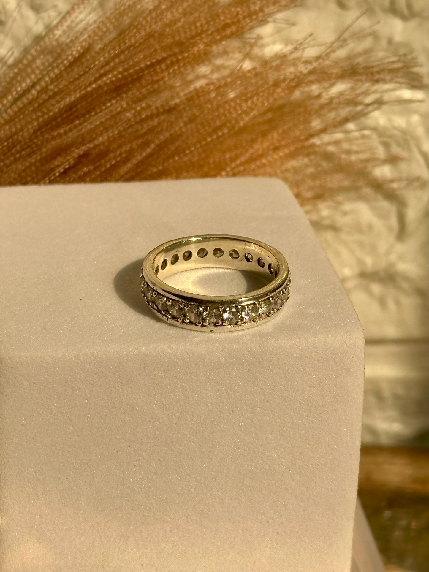 royal vibe ring