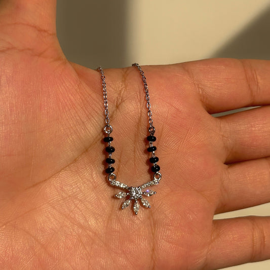 Etenal Glow Mangalsutra