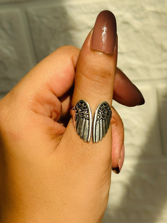 Smoky Feather Ring