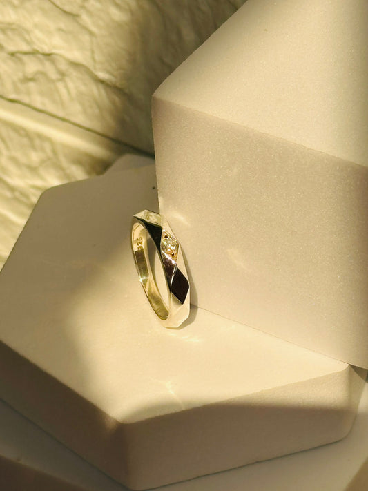 Rebel Diamond Cut Band