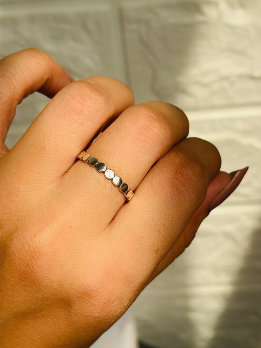 Classic Disc Ring