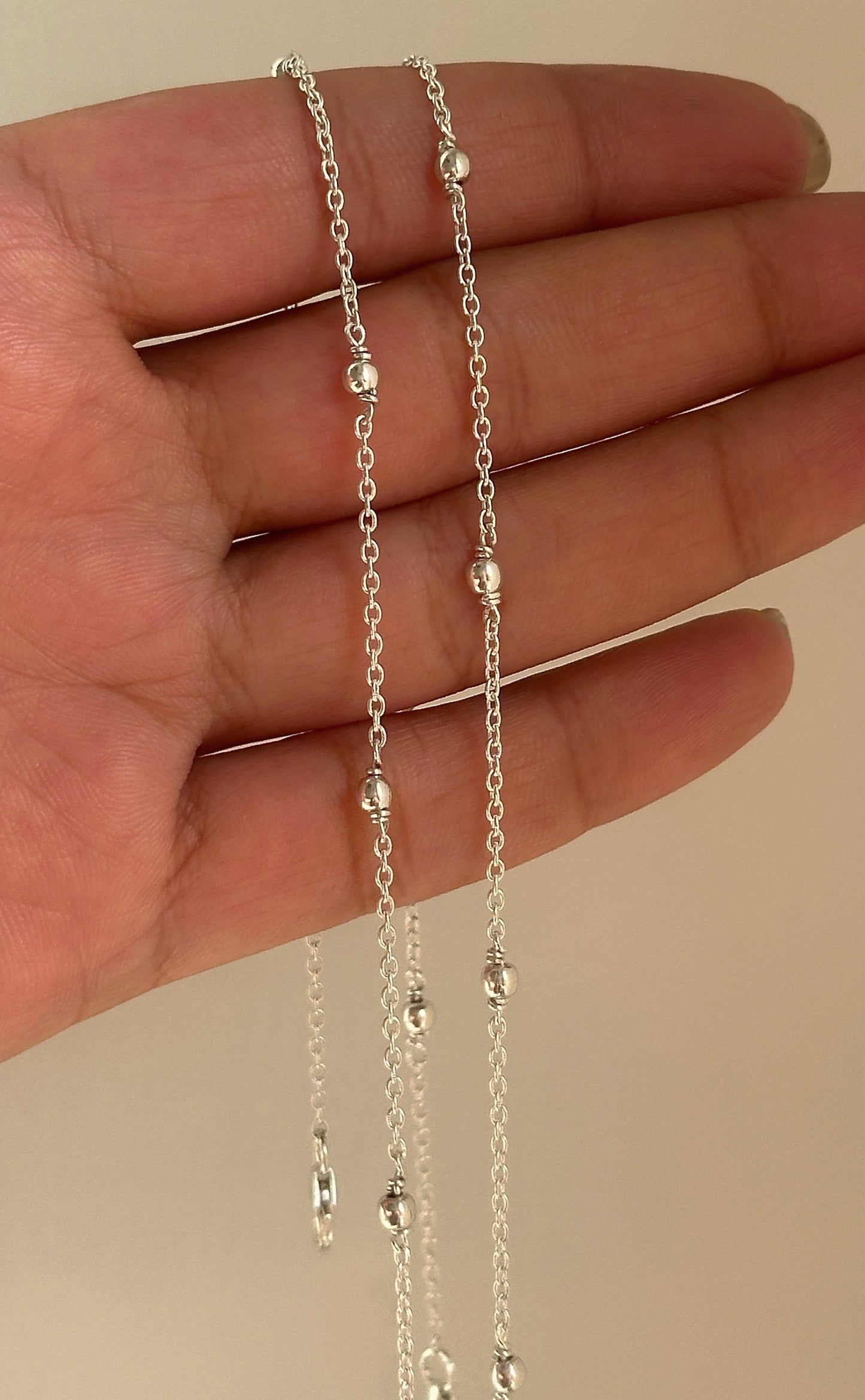 minimal bead anklet