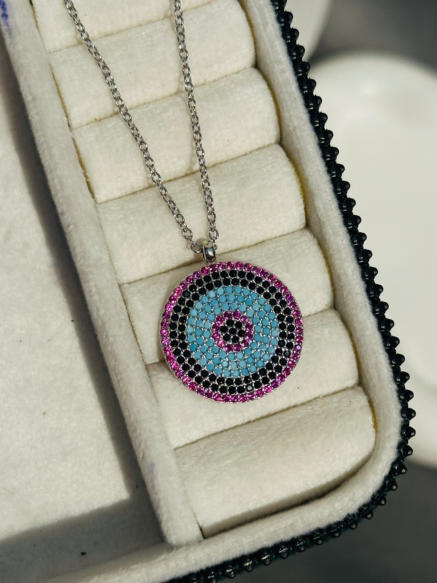 gemstones glow neckpiece