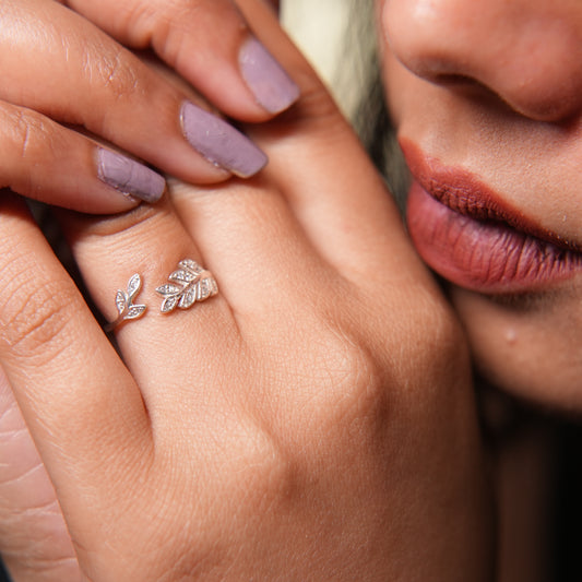 Leafy Sparkle Ring