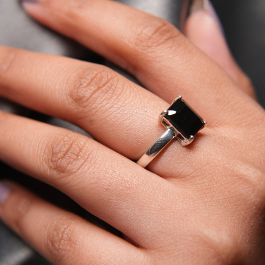 Allure Ring