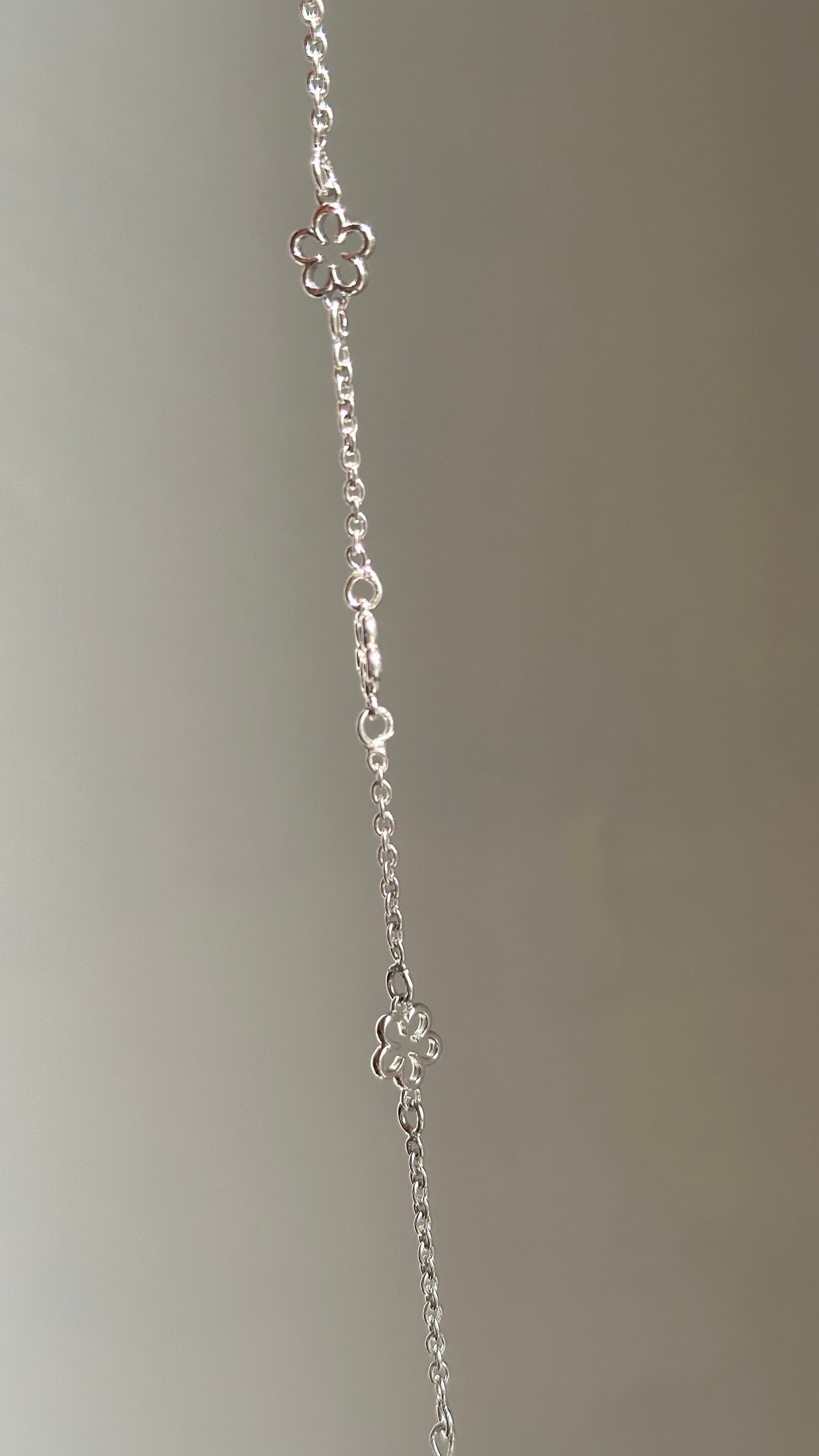 little flower halo bracelet — 925 silver open flower motifs, kids bracelet