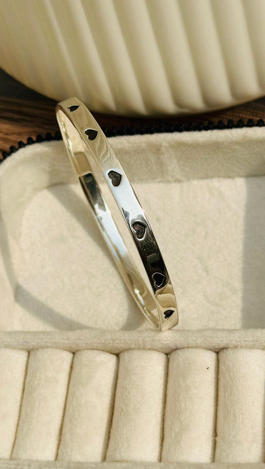 Tiny Heart Bangle