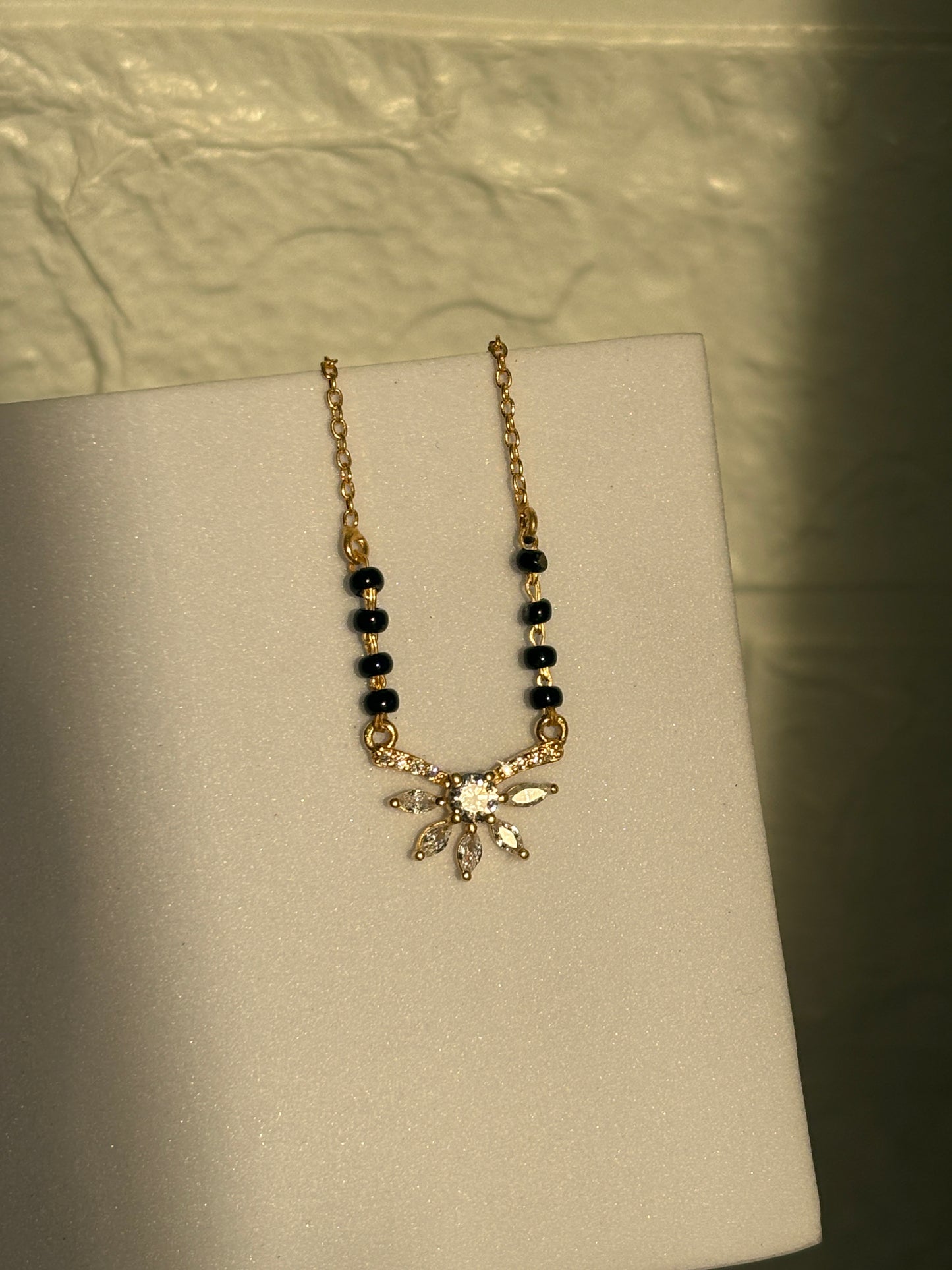 etenal glow mangalsutra
