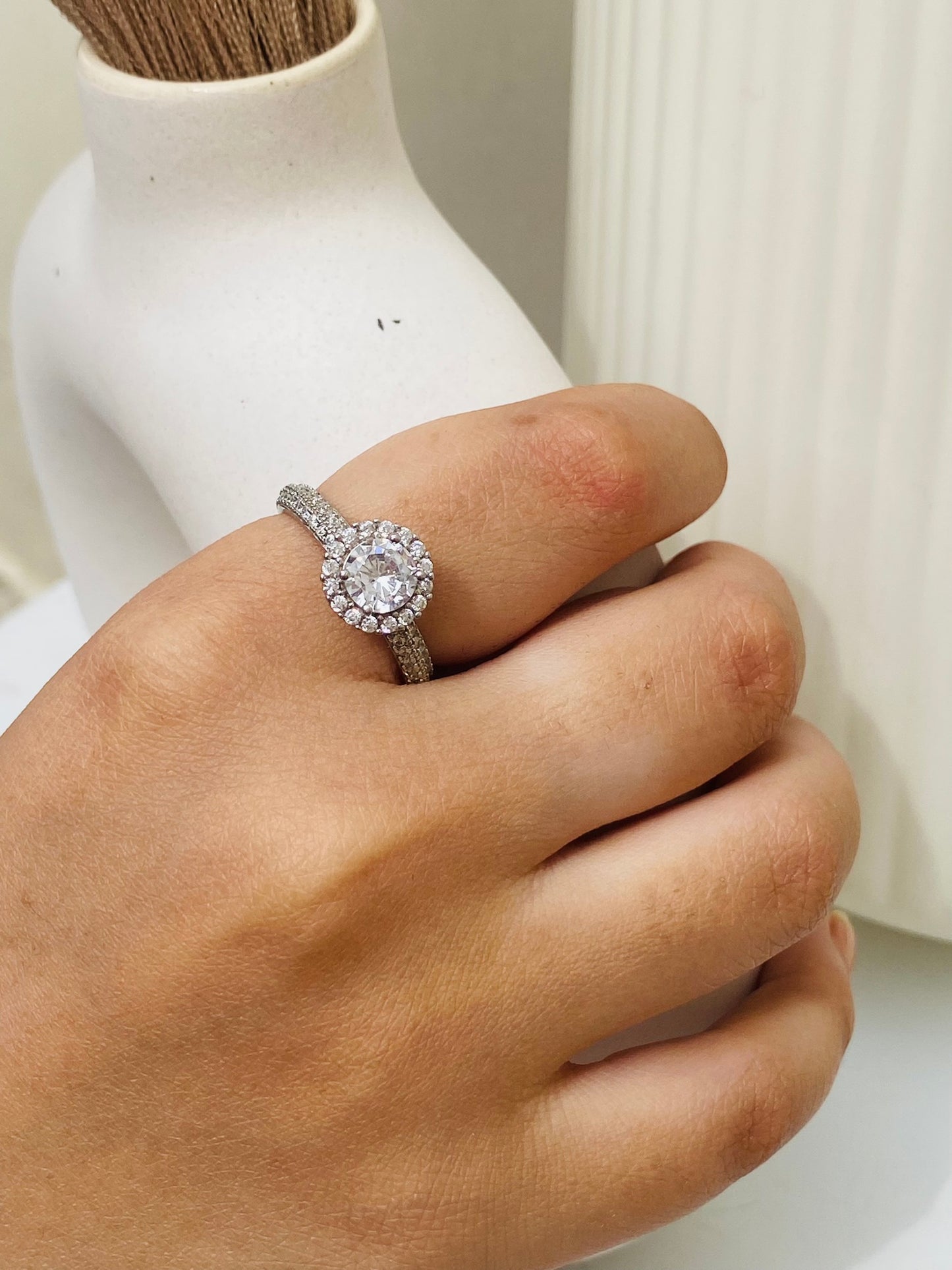 solitaire ring