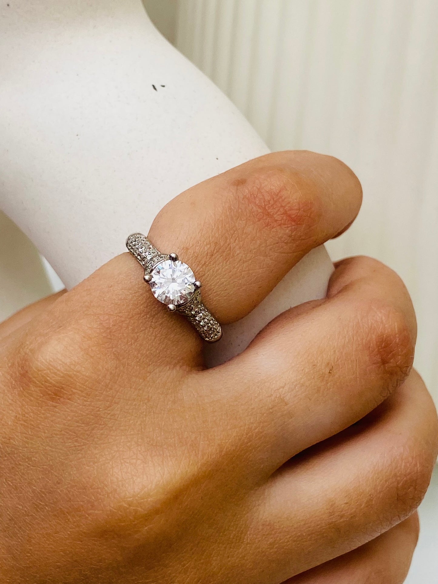 solitaire ring