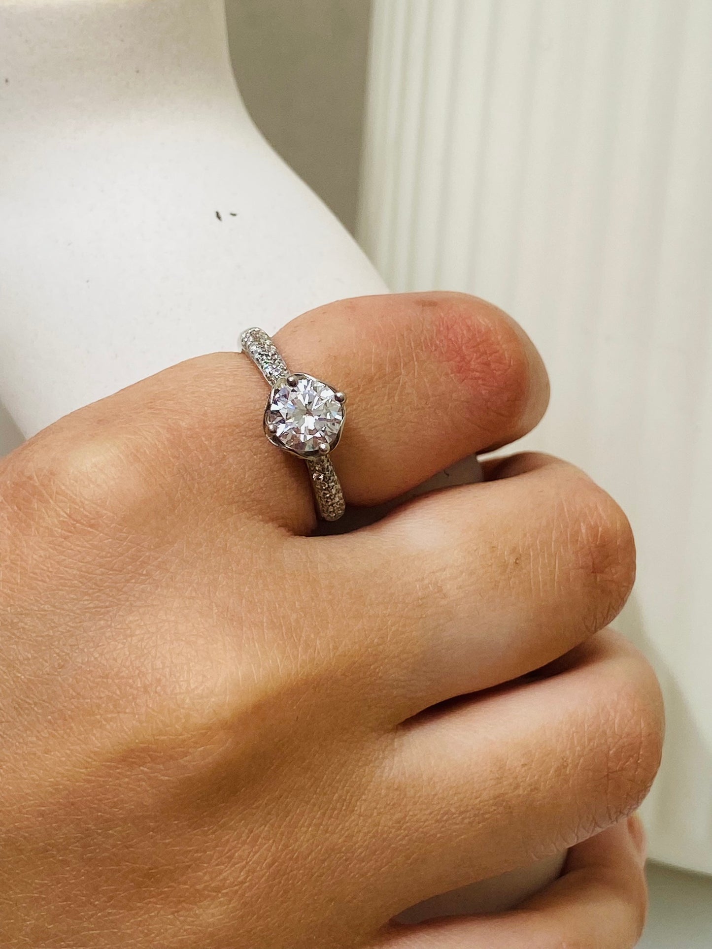 solitaire ring