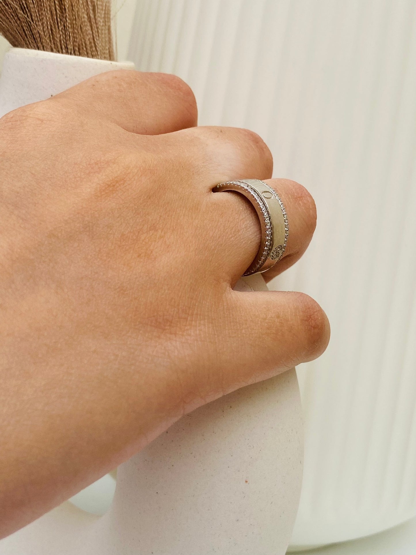 solitaire ring