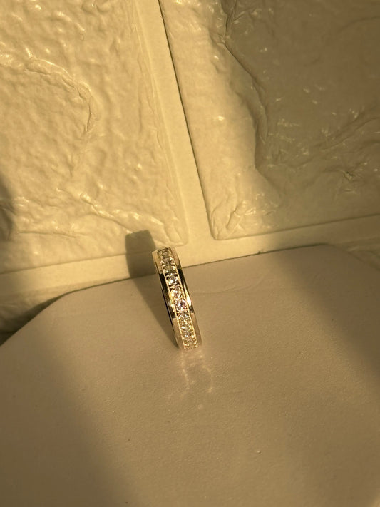 Royal Vibe Ring