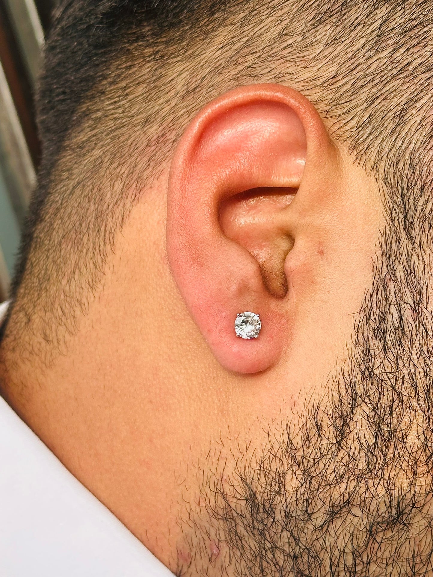 round bliss studs