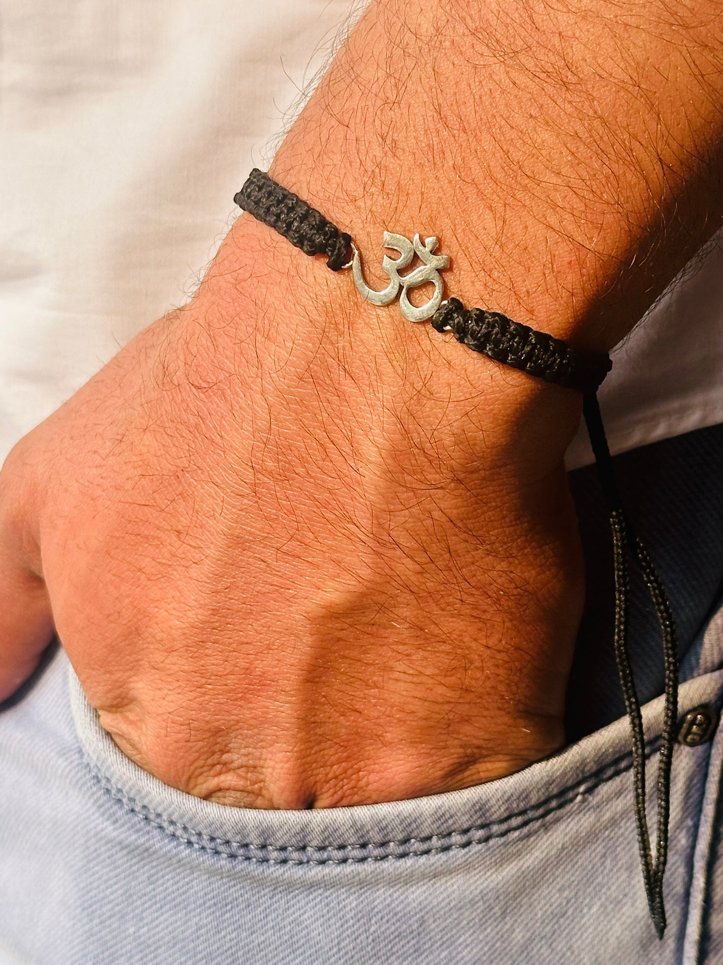divine om band