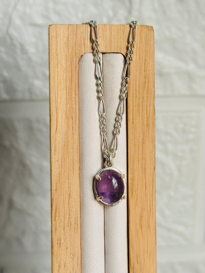 Oval Amethyst Glow Neckpiece