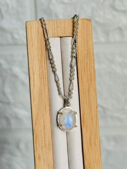 Moonstone Essence Neckpiece
