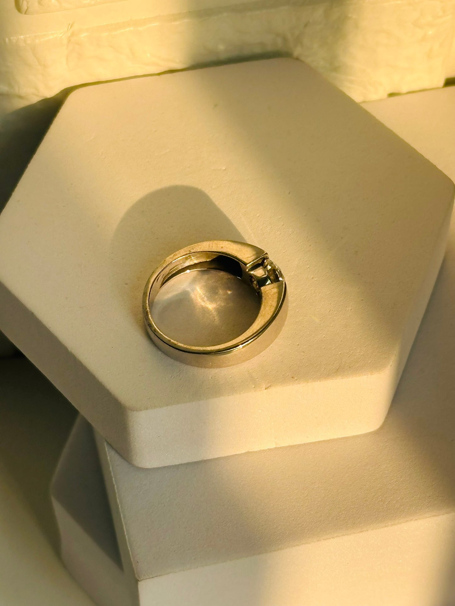 moissanite glow ring