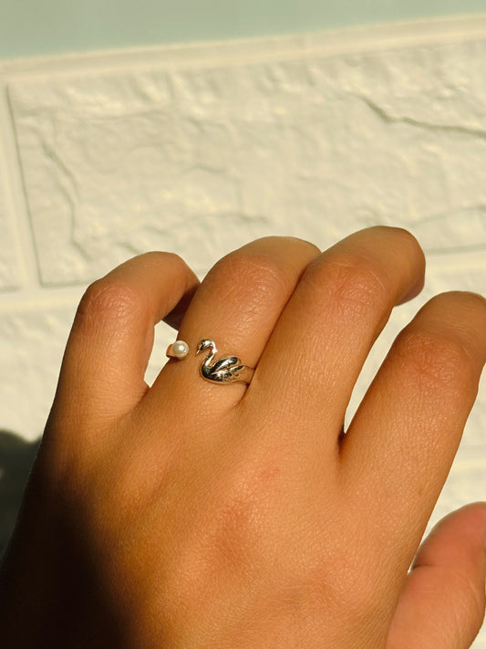 Pearl Swan Ring