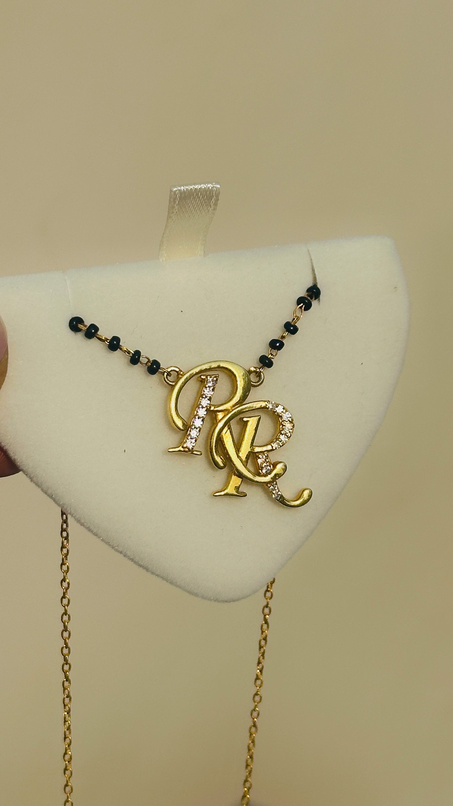 couple initials  mangalsutra
