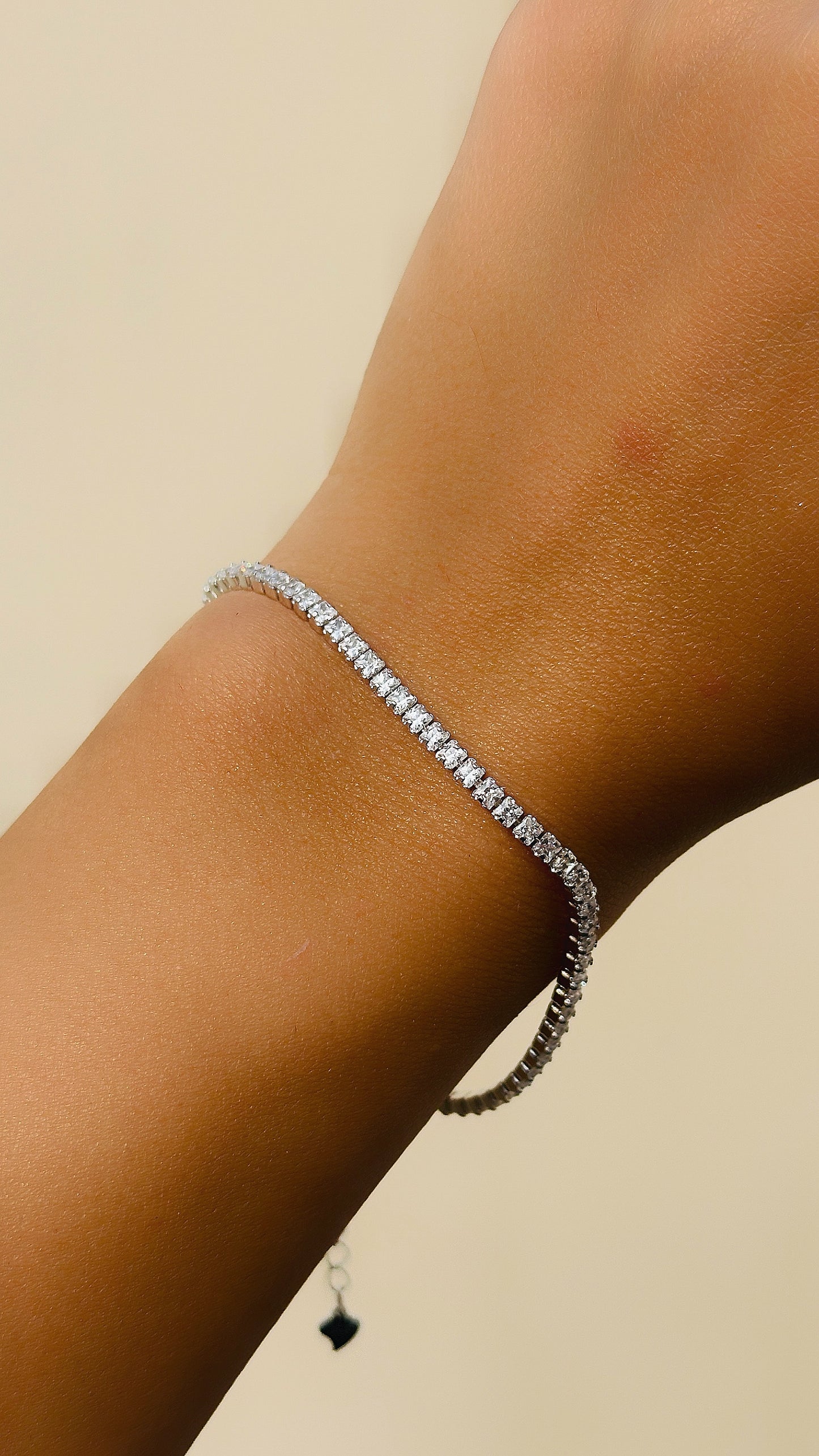 tennis bracelet (2.5mm)